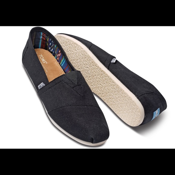 Classic Canvas Black Toms - Picture 2 of 2